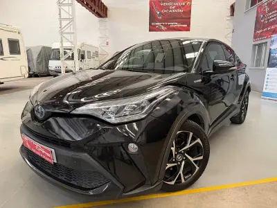 Usado Toyota C-HR Advance 122 CV (89 kW) 2022 Negro SUV