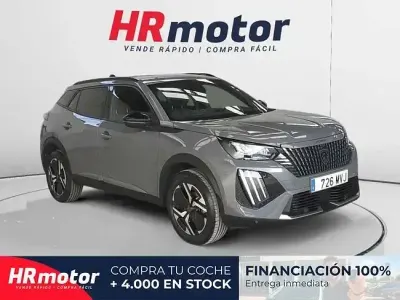 Usado Peugeot 2008 Allure 130 CV (95 kW) 2024 Gris / plata SUV