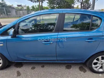 Usado Opel Corsa Selective 90 CV (66 kW) 2016 Azul Utilitario