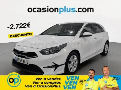 Usado Kia Ceed 136 CV (100 kW) 2023 Blanco Utilitario