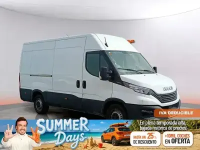 Usado Iveco Daily 156 CV (114 kW) 2023 Blanco Berlina