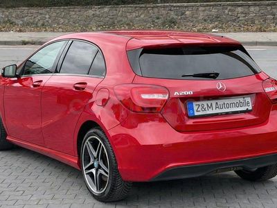 Käytetty Mercedes A200 Style 156 HP (114 kW) 2013 Punainen Sedan
