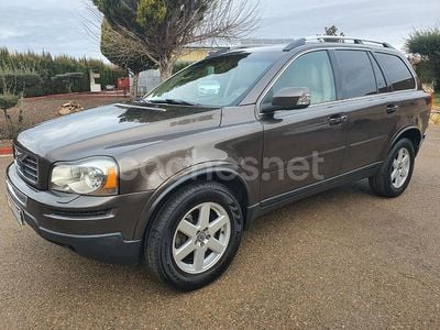 Beige Usado 2010 Volvo XC90 Summum SUV | 12.490 € (Un poco caro)