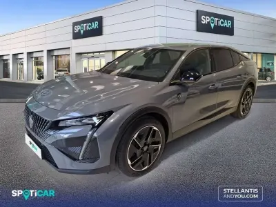Usado Peugeot 408 GT 227 CV (166 kW) 2024 Gris SUV