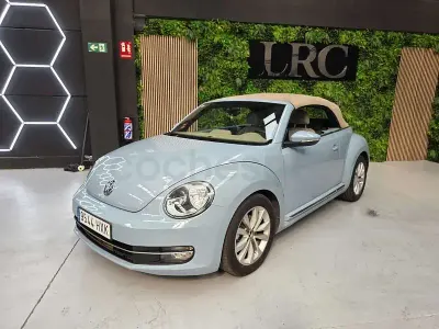 Usado VW Beetle Design 105 CV (77 kW) 2014 Azul Utilitario