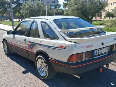 Usado Ford Sierra 145 CV (106 kW) 1984 Blanco Berlina