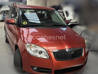 Naranja Usado 2008 Skoda Fabia Utilitario | 4400 € (Precio justo)