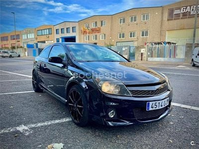Opel Astra GTC