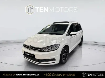 Usado VW Touran Advance 115 CV (84 kW) 2020 Blanco Monovolumen