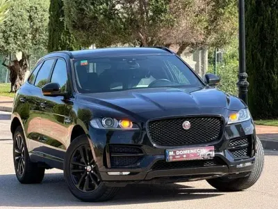 Usado Jaguar F-Pace R-Sport 180 CV (132 kW) 2016 Negro SUV
