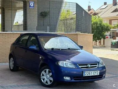 Usado Chevrolet Lacetti CDX 109 CV (80 kW) 2004 Azul Berlina