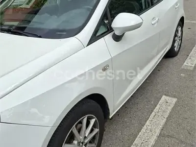Usado Seat Ibiza CONNECT 90 CV (66 kW) 2017 Blanco Berlina