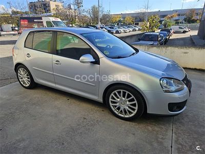 Gris / plata Usado 2007 VW Golf V GT Berlina | 7490 € (Caro)