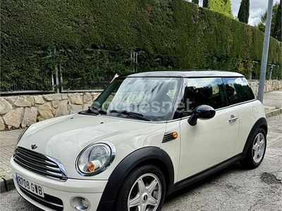 Usado Mini Cooper D 110 CV (80 kW) 2010 Blanco Utilitario