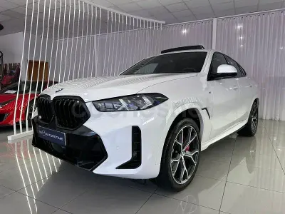 Usado BMW X6 M Sport 286 HP (210 kW) 2024 Branco SUV