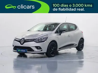 Usado Renault Clio IV LIMITED 90 CV (66 kW) 2018 Gris / plata Berlina