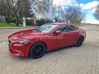 Käytetty Mazda 6 Style 150 HP (110 kW) 2016 Punainen Sedan