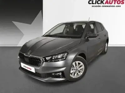 Usado Skoda Fabia Selection 115 CV (84 kW) 2025 Plata Utilitario