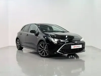 Usado Toyota Corolla Advance 184 CV (135 kW) 2021 Negro Berlina