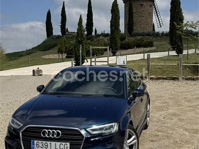 Usado Audi A3 S-Line 116 CV (85 kW) 2019 Azul Berlina
