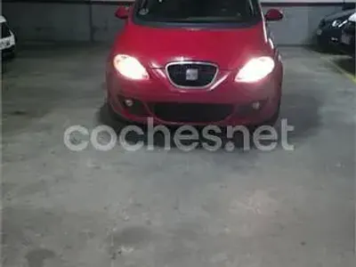 Occasion Seat Altea Stylance 140 PK (102 kW) 2004 Rood MPV
