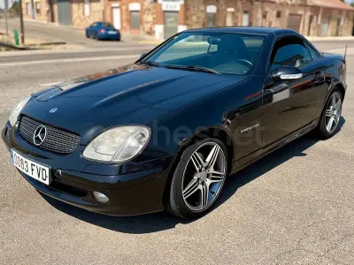 Usado Mercedes SLK200 163 CV (119 kW) 2002 Negro Descapotable