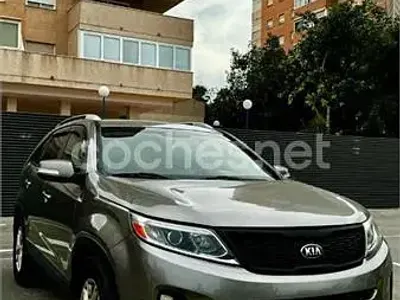 Używany Kia Sorento 200 KM (147 kW) 2014 Szary SUV