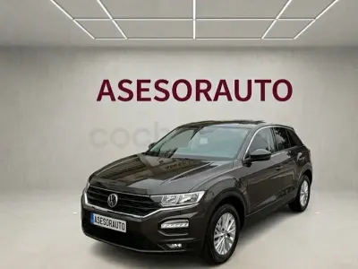 Usado VW T-Roc Edition 115 CV (84 kW) 2020 Gris / plata SUV