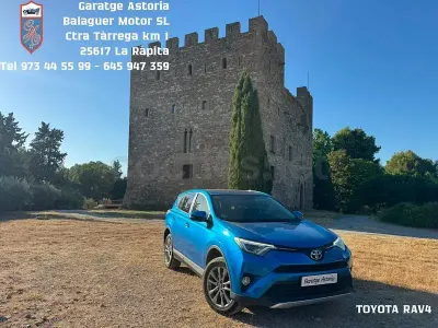 Usado Toyota RAV4 Advance 143 CV (105 kW) 2016 Azul SUV