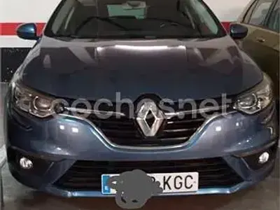Usado Renault Mégane IV 130 CV (95 kW) 2017 Azul Berlina