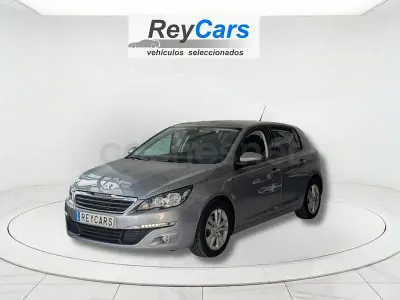 Usado Peugeot 308 Style 100 CV (73 kW) 2016 Gris / plata Berlina