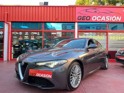 Usado Alfa Romeo Giulia Super 179 CV (131 kW) 2016 Gris Berlina