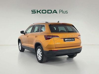 Usado Skoda Karoq Ambition 116 CV (85 kW) 2023 Naranja SUV