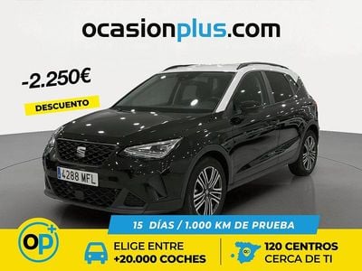 Usado Seat Arona Style 110 CV (80 kW) 2023 Negro SUV