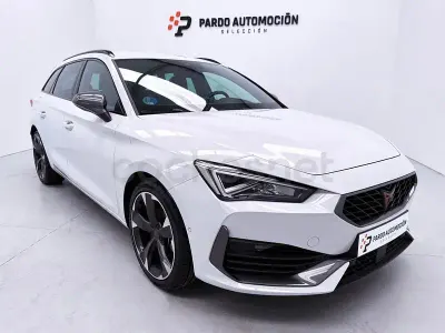 Usado Cupra Leon 150 CV (110 kW) 2023 Blanco Familiar