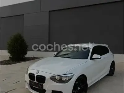 Usado BMW 116 Sport Line 122 CV (89 kW) 2013 Blanco Utilitario