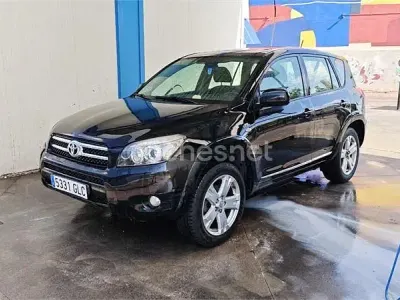 Usado Toyota RAV4 177 CV (130 kW) 2009 Negro SUV