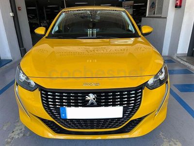 Usado Peugeot 208 Active 75 CV (55 kW) 2021 Naranja Utilitario