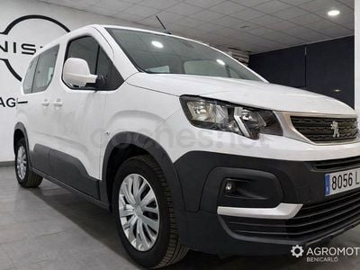 Usado Peugeot Rifter Active 100 CV (73 kW) 2021 Blanco Monovolumen