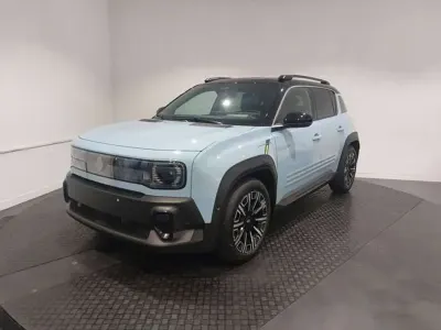 Usado Renault 4 E-Tech 110 kW (150 CV) 2025 Azul SUV