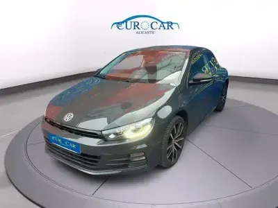 Usado VW Scirocco R-line 152 CV (111 kW) 2016 Gris / plata Coupe