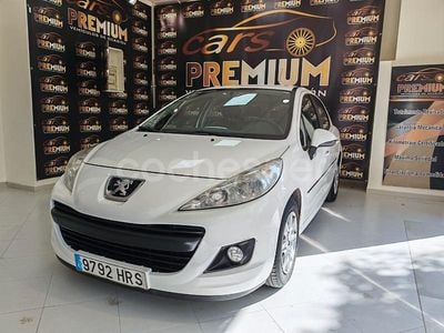 Blanco Usado 2013 Peugeot 207 Berlina | 4499 € (Precio justo)