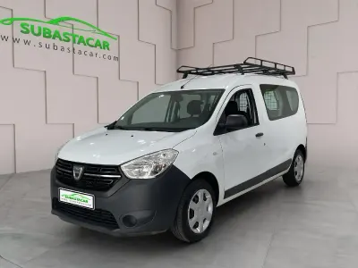 Usado Dacia Dokker Essentiel 75 CV (55 kW) 2019 Blanco Monovolumen