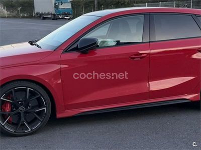 Usado Audi RS3 Premium 400 CV (294 kW) 2023 Rojo Berlina