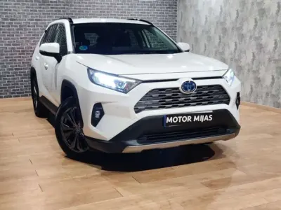 Usado Toyota RAV4 Hybrid Advance 218 CV (160 kW) 2022 Blanco SUV