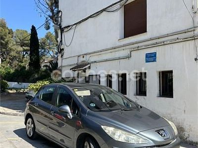 Usado Peugeot 308 Premium 150 HP (110 kW) 2007 Cinzento Citadino
