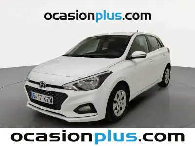 Usado Hyundai i20 75 CV (55 kW) 2019 Blanco Utilitario