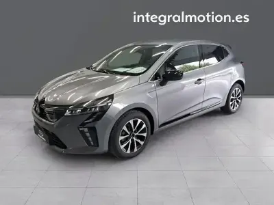 Usado Mitsubishi Colt 91 CV (66 kW) 2025 Gris Utilitario