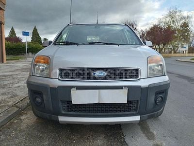 Gris / plata Usado 2008 Ford Fusion Berlina | 4500 € (Un poco caro)