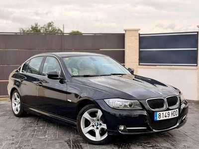Usado BMW 318 Comfort Edition 143 CV (105 kW) 2011 Negro Berlina